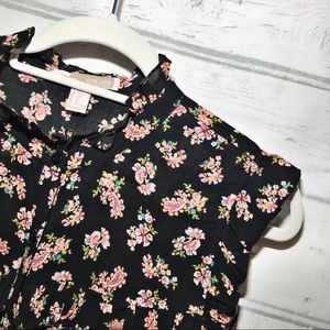 Forever 21 Floral Butterfly Cap Sleeves Top